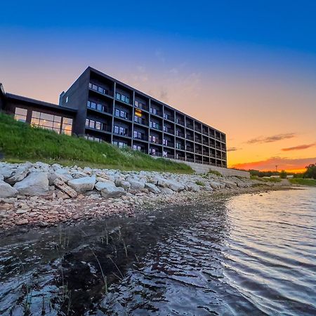 Terrace Bay Hotel - Lakefront Escanaba Exterior foto