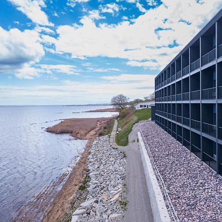 Terrace Bay Hotel - Lakefront Escanaba Exterior foto