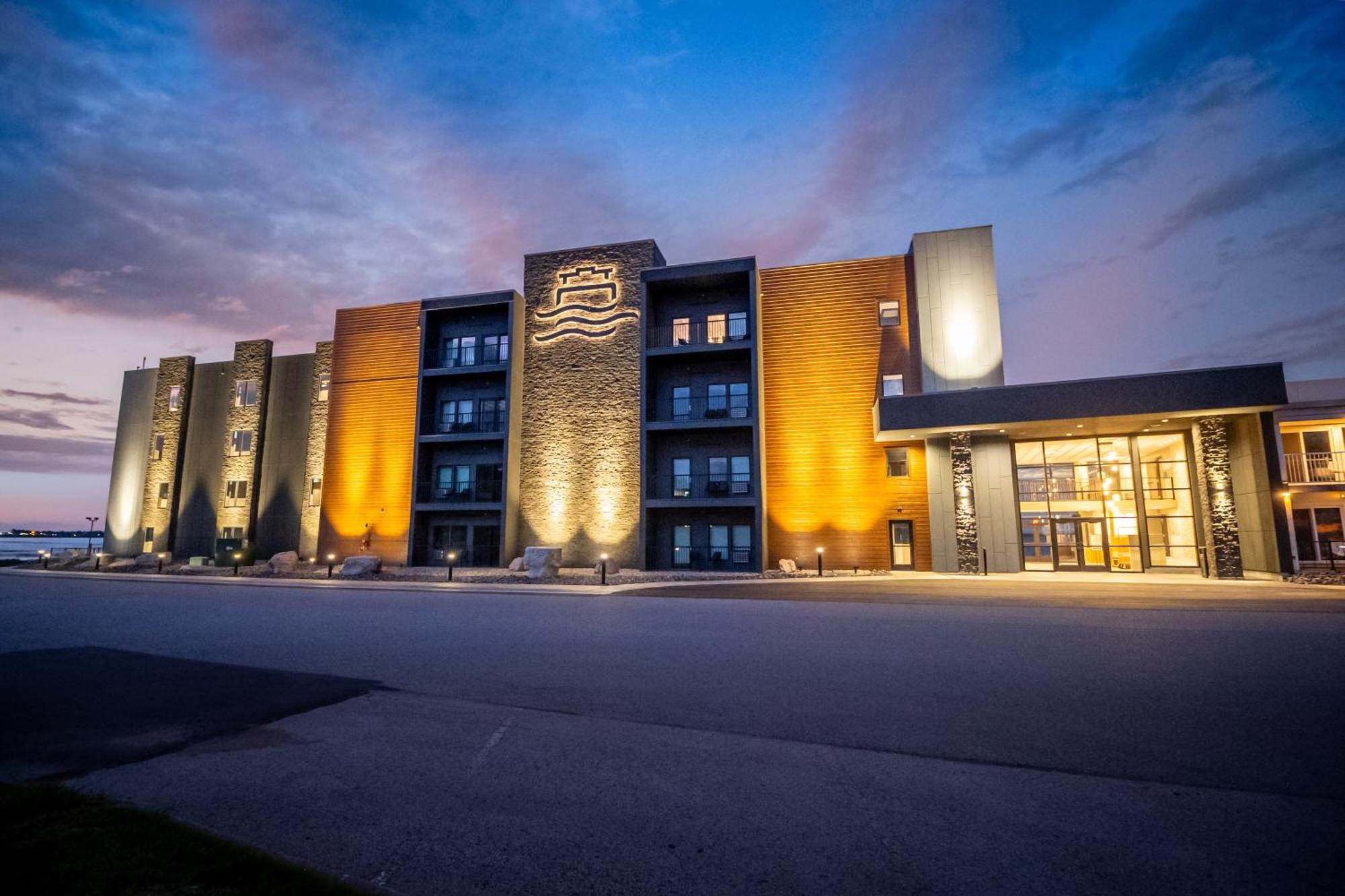 Terrace Bay Hotel - Lakefront Escanaba Exterior foto